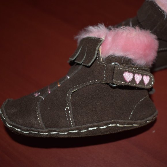 Joe Fresh Style Brown Suede Fringe Shoe with Fur Trim Embroidered Pink Hearts 3 - Picture 3 of 8